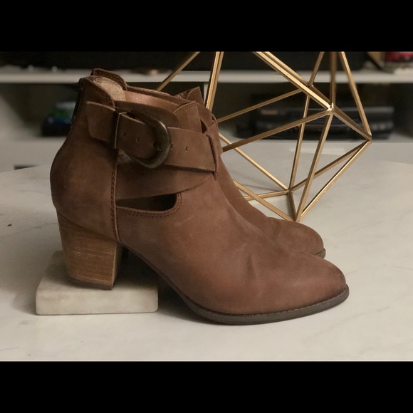 Vionic “The Rory” Ankle Booties - Picture 4 of 5